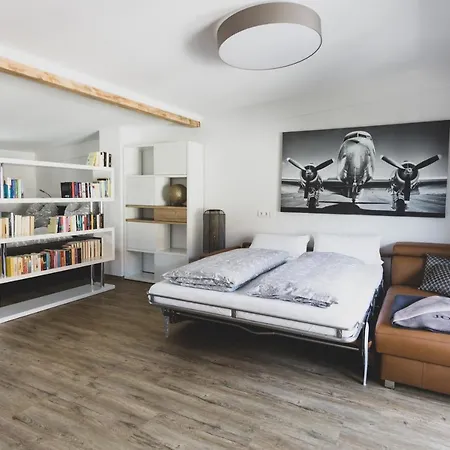 Modernes Loft Vor Den Toren Des Chiemgaus Appartement *